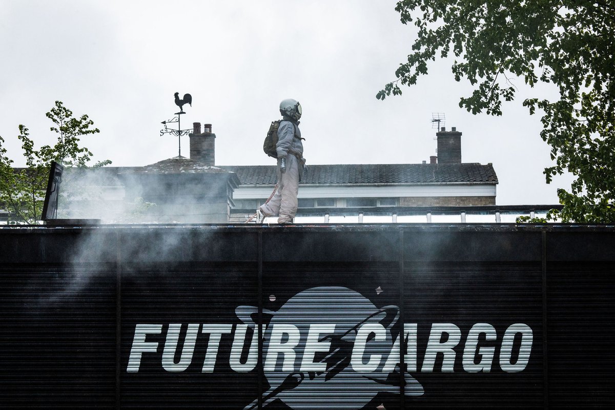 "Innovative and Unique" in partnership with @ThePlaceLondon #FutureCargo performs in #Southampton next week! A truck arrives from an unknown location loaded with a mystery shipment. Experience the outdoor, sci-fi dance spectacle 15-17July. Tickets: bit.ly/35JtISh