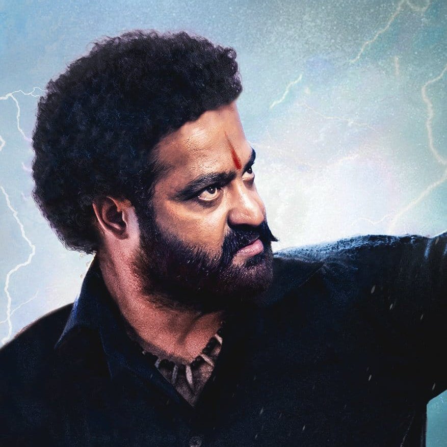MASSICONNTR's tweet photo. What an Intensity in their Eyes.. is just lit  💥💥

All the best For #DEVIL Kalyan Anna 💥From Tarak Anna fans ❤️

#ManOfMassesNTR @tarak9999 https://t.co/9iCqL2m7YD