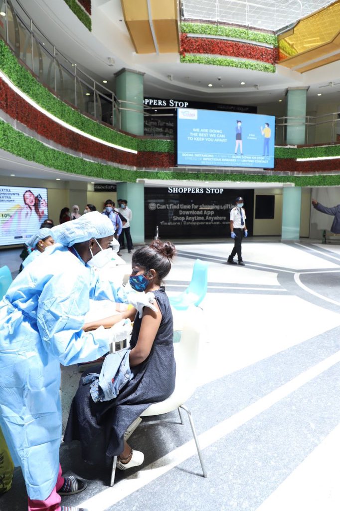 anil_lulla's tweet photo. Malls in #Bengaluru #unlock3 with a #VaccinationDrive for staff. Photos of #Garuda mall getting ready to 🙏 visitors. Pics: Muthu P #3rdWave #StaySafe #maskup #SocialDistancing @udaygaruda @sajjanrajmehta  @NammaBengaluroo @CitizenKamran @Namma_Bengaluru @WeAreBangalore #BBMP https://t.co/HZhcsEZKHr