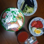 なんかノリノリの父。母が3週間家にいないという初の事態に父70代が毎日作ったご飯が可愛い。