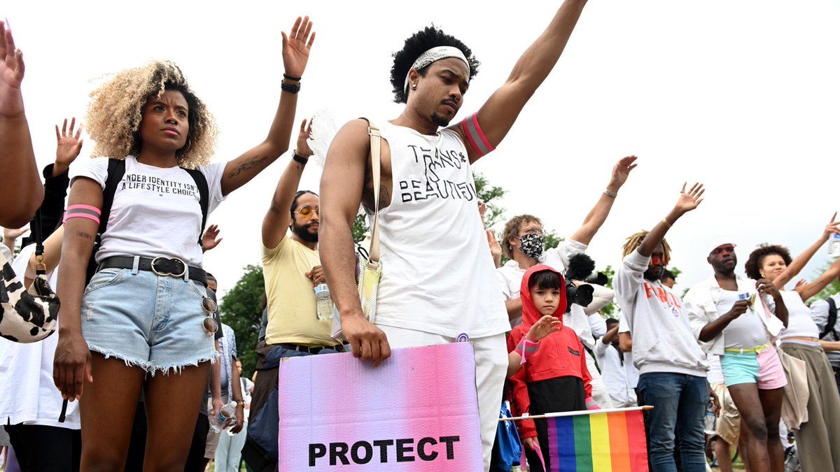 "LGBTQ+ people of color are 38% more likely to be discriminated against than white LGBTQ+ individuals. They were twice as likely to experience verbal abuse when applying for a job..." 

LGBTQ+ People of Color Face Massive Discrimination at Every Turn: ow.ly/yqH650FoqIK