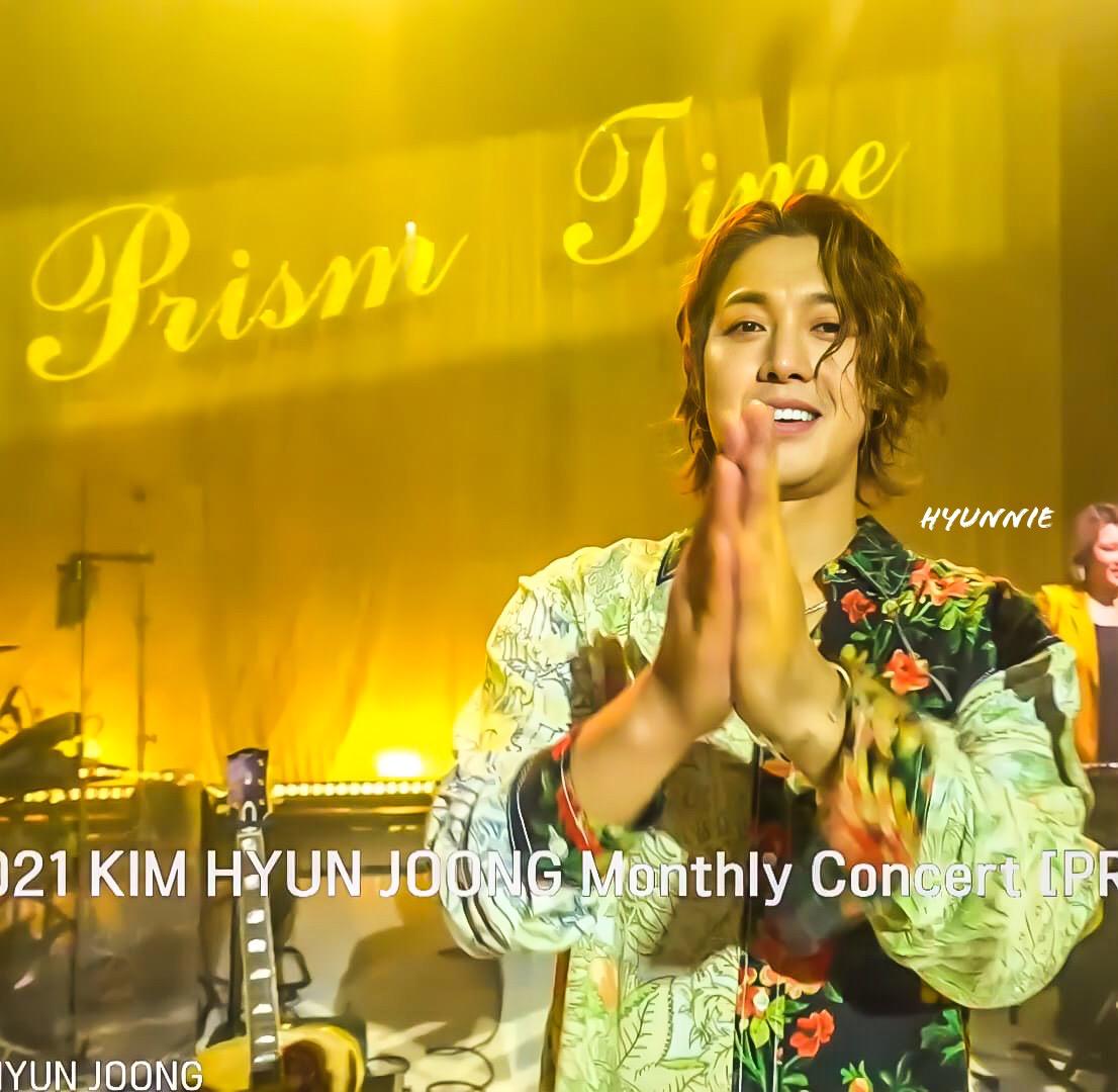 _khjplanet_'s tweet photo. 💛 YELLOW TIME 💛
Thank you @khj_heneciatwt for this wonderful concert ❤💗
#kimhyunjoong #henecia #prismtime #yellowtime https://t.co/Inah3qmnOq