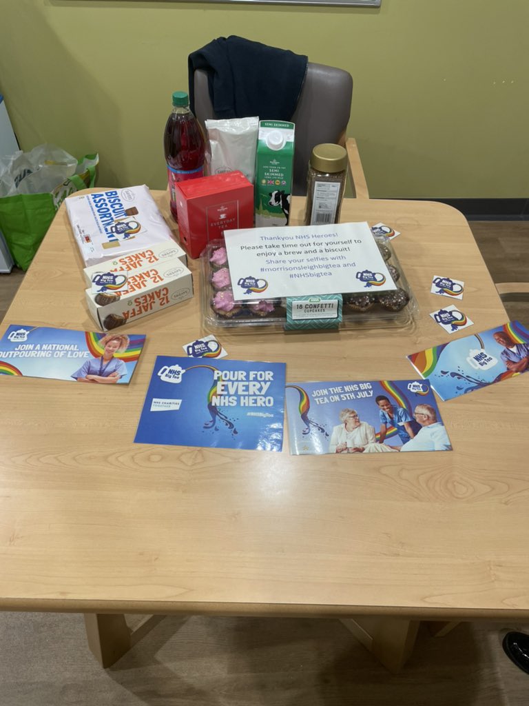 Our fantastic Activity Coordinator on Golborne ward is always keeping up to date with what’s going on in the world and bringing the outside in to us! Today she treated staff to goodies for the #NHSBigTea @LauraShutty284 @ClairepopeCp