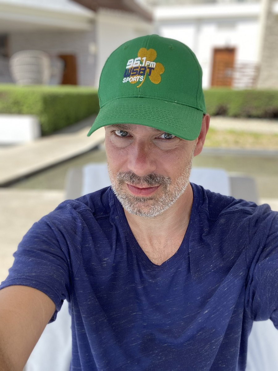GinaVol_'s tweet photo. @SeanWSBT my husband wanted you know the hat is traveling again! https://t.co/dwM4qwBkNA