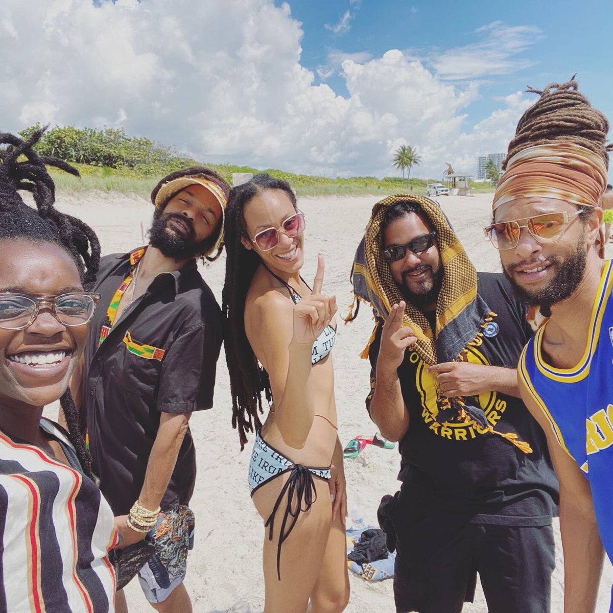 tufflikeiron's tweet photo. CRU love! We got sooooooo many projects in store for u.... #TuffLikeIron #ChaliceRow #TizzyTokyo #YoungShanty #RasCeylon #CRULove #ReggaeLife #Rastafari https://t.co/dWhm8WuKft