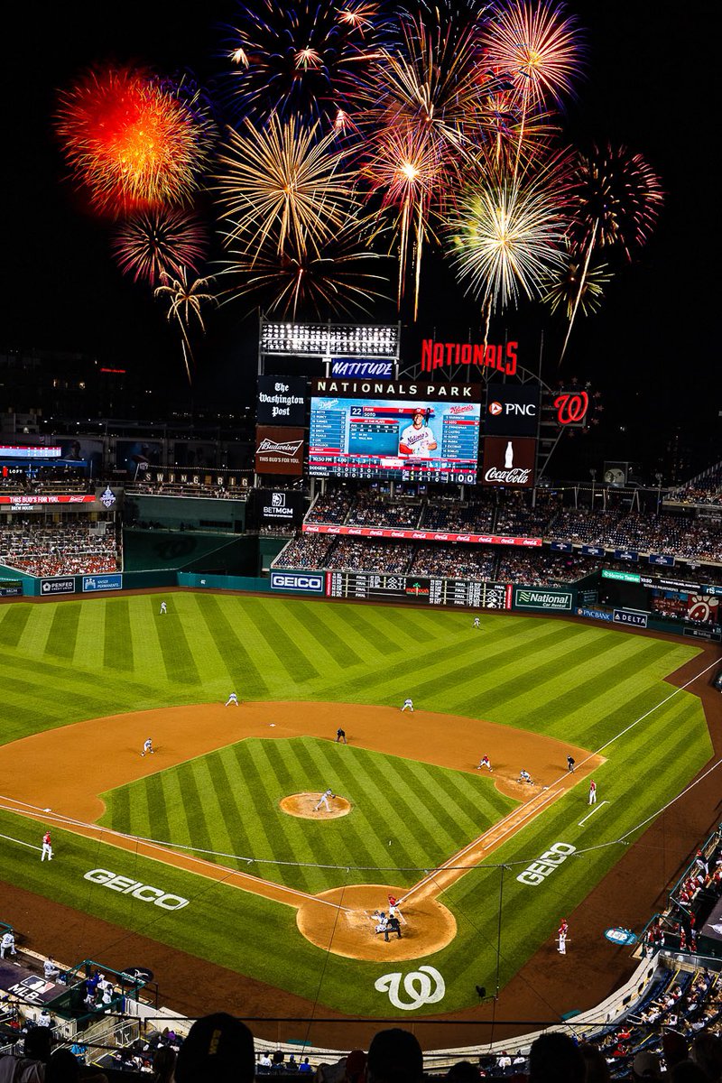 Too bad everyone left Nationals Park Saturday night, when they prematurely announced the fireworks were cancelled. <a href="/Nationals/">Washington Nationals</a> <a href="/MLB/">MLB</a>