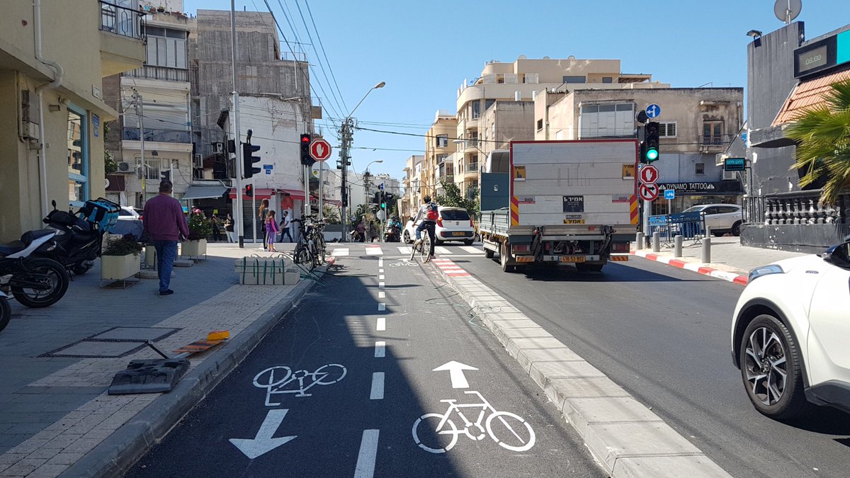 For those who tell you that you that bicycle infra is a waste of money and space:
Tel Aviv opened this bike path in Bograshov st. Recent counts show that since the opening, there are 3 times more people riding there (6,000 per day).

According to <a href="/TelAviv/">Tel Aviv</a>, via <a href="/ShaniAshkenazi/">Shani Ashkenazi | שני אשכנזי 🌍</a>