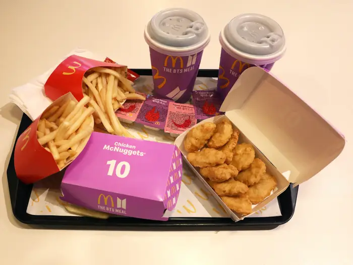 Tipping_letter's tweet photo. 2 winner of BTS Meal or Cash || 60 mins

RT this and my pinned 📌 https://t.co/Zpwl8oW5w0