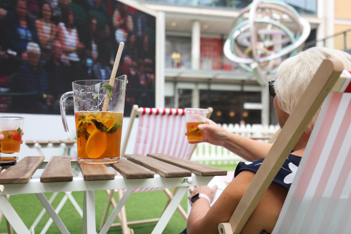 With no rain forecast until later this evening, take your chance to watch Wimbledon with us on the big screen. You can watch for free! If you like, buy a Pimm's &amp; some strawberries and settle in to watch Feds take on Sonego. It's starting at 4.45 and we'll be showing it here 🎾