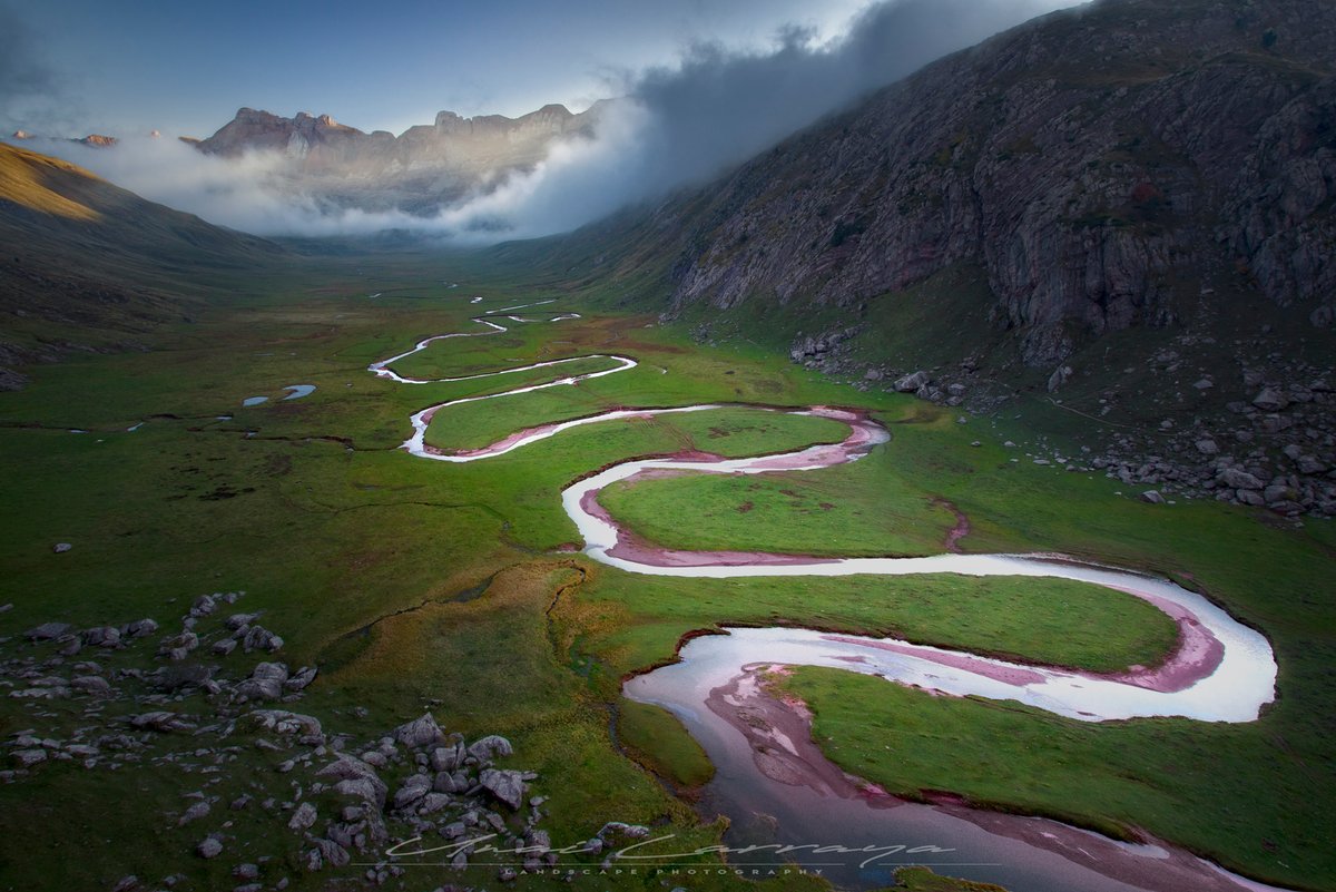 I am very fond of this place, I have been here more than 10 times and I never get tired of coming back in every season. 

Still avalible on @withFND: foundation.app/@unailarraya/g…

#NFTs #nftart #nftcollectors #NFTartists #NFTCommunity #NFTdrop #NFT