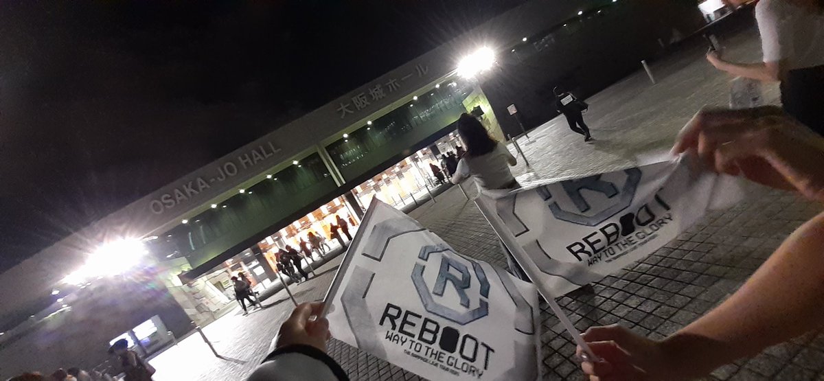 arshappy3's tweet photo. いやー、RAMPAGE LIVE超楽しかった〜😆

初参戦で最前列一番前やし、メンバーの顔はっきり見えるしもう何もかも最高やった😆

セトリもいいし、色々楽しかった！

追加公演してほしいなー😭 物足りない😭

#RAMPAGE

#REBOOT https://t.co/lscGGk273b