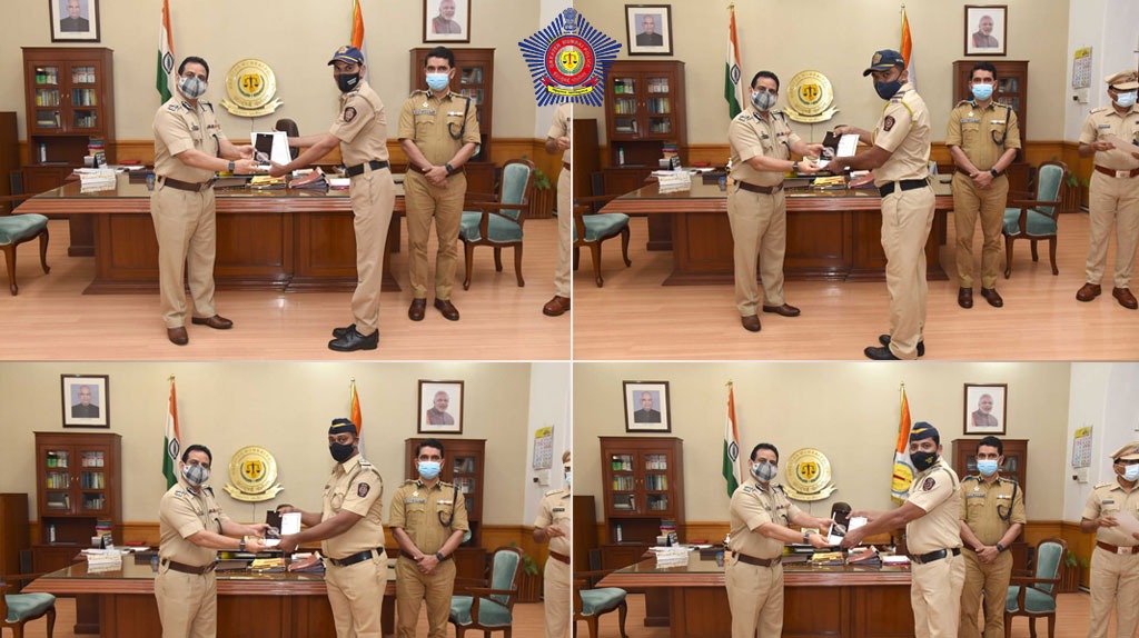 MumbaiPolice's tweet photo. दहिसर येथील दागिन्यांच्या दुकानात दरोडा टाकून दुकानदाराची हत्या करणाऱ्या ७ आरोपींना दहिसर पोलिसांनी सुरत व इंदोर येथून १२ तासात अटक केले.

१५ लाख पेक्षा जास्त किमतीचे सोने, शस्त्र व वाहने जप्त करण्यात आले

@CPMumbaiPolice व पोलीस सह आयुक्त (का. व सु.) यांनी त्यांचा सत्कार केला. https://t.co/DHTX8VU3L2