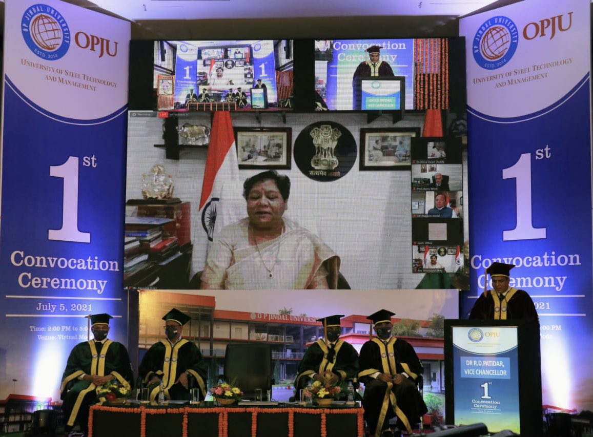 MPNaveenJindal's tweet photo. Today is a proud day for 718 Undergraduate & Postgraduate students of @OPJUniversity who have receive their degrees.
Congratulations to the entire batch. May you rise and shine in your careers and make the University and the country proud.
#OPJUConvocation https://t.co/sPHnYSjstw