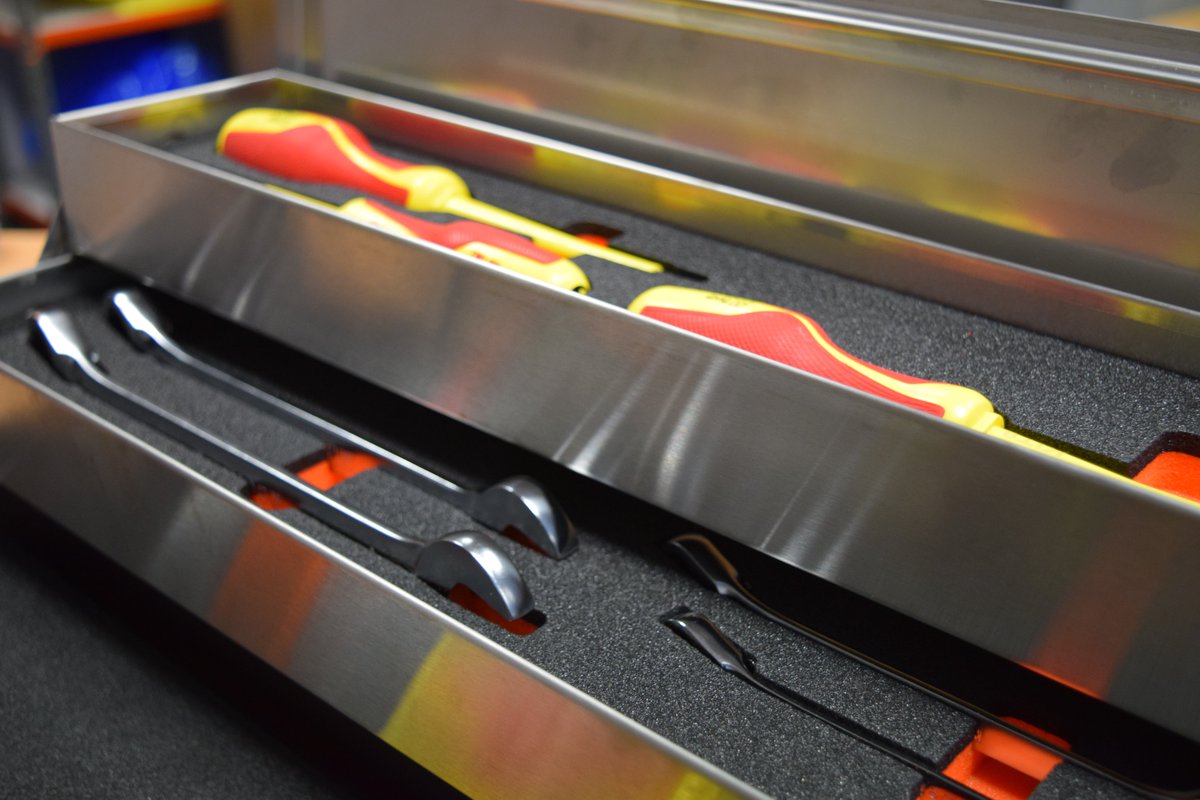 BetaToolsUK's tweet photo. We provided 8 engineers' toolkits.  Each toolkit was made up of a stainless steel toolbox with food approved foam trays.  Each tray was designed and cut to the requirements.  All tools were laser etched to help the end user with auditing and traceability. 

#5s #betatools https://t.co/miExXpx1Jp