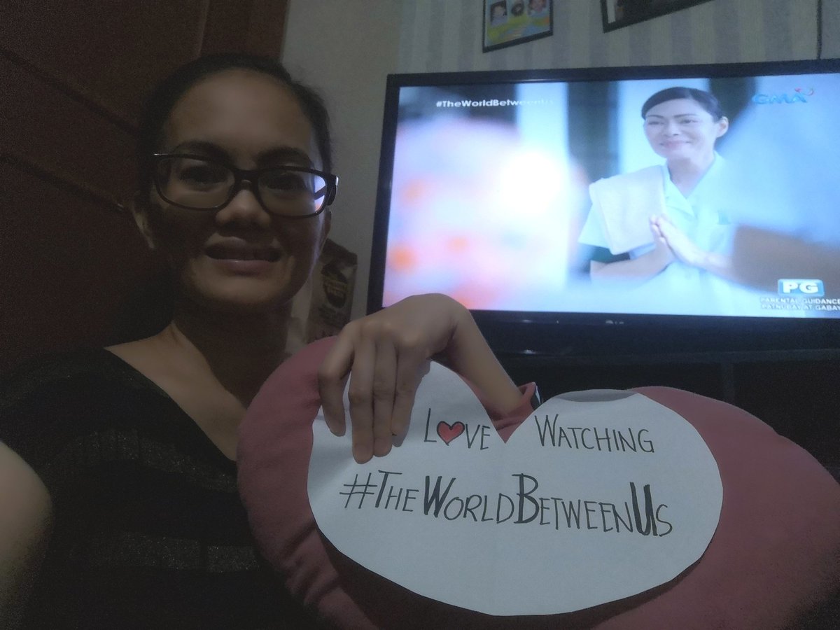 lynfcapada's tweet photo. @aldenrichards02 Behind every successful son, there is a very supportive Mother. This scene is so touching, I really feel the love for being a mother myself. Idol @aldenrichards02 your Mom Rosario is so proud of you for sure, watching you from heaven. #TheWorldBetweenUs https://t.co/DI2TjXEQlb https://t.co/iCzDRffPos