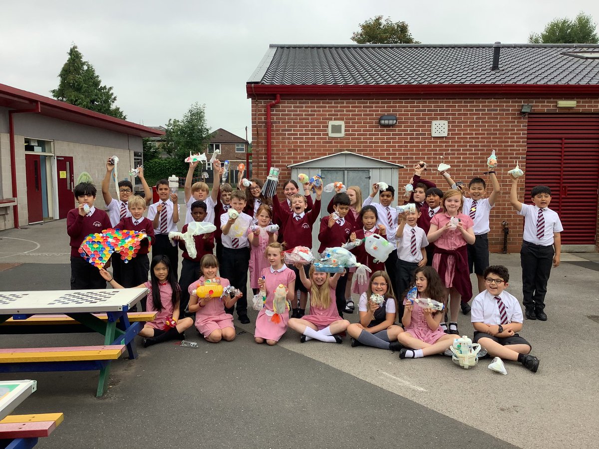 TyntesfieldLC's tweet photo. Amazing Art day creations! I couldn’t be prouder of our fish made out of plastic! #TPSartday https://t.co/01Fa9B325f