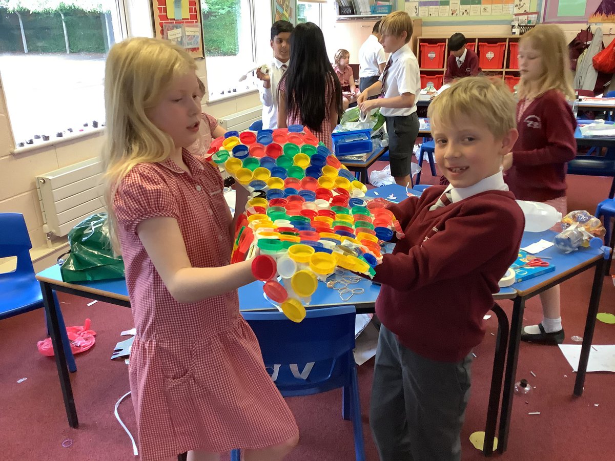 TyntesfieldLC's tweet photo. Amazing Art day creations! I couldn’t be prouder of our fish made out of plastic! #TPSartday https://t.co/01Fa9B325f