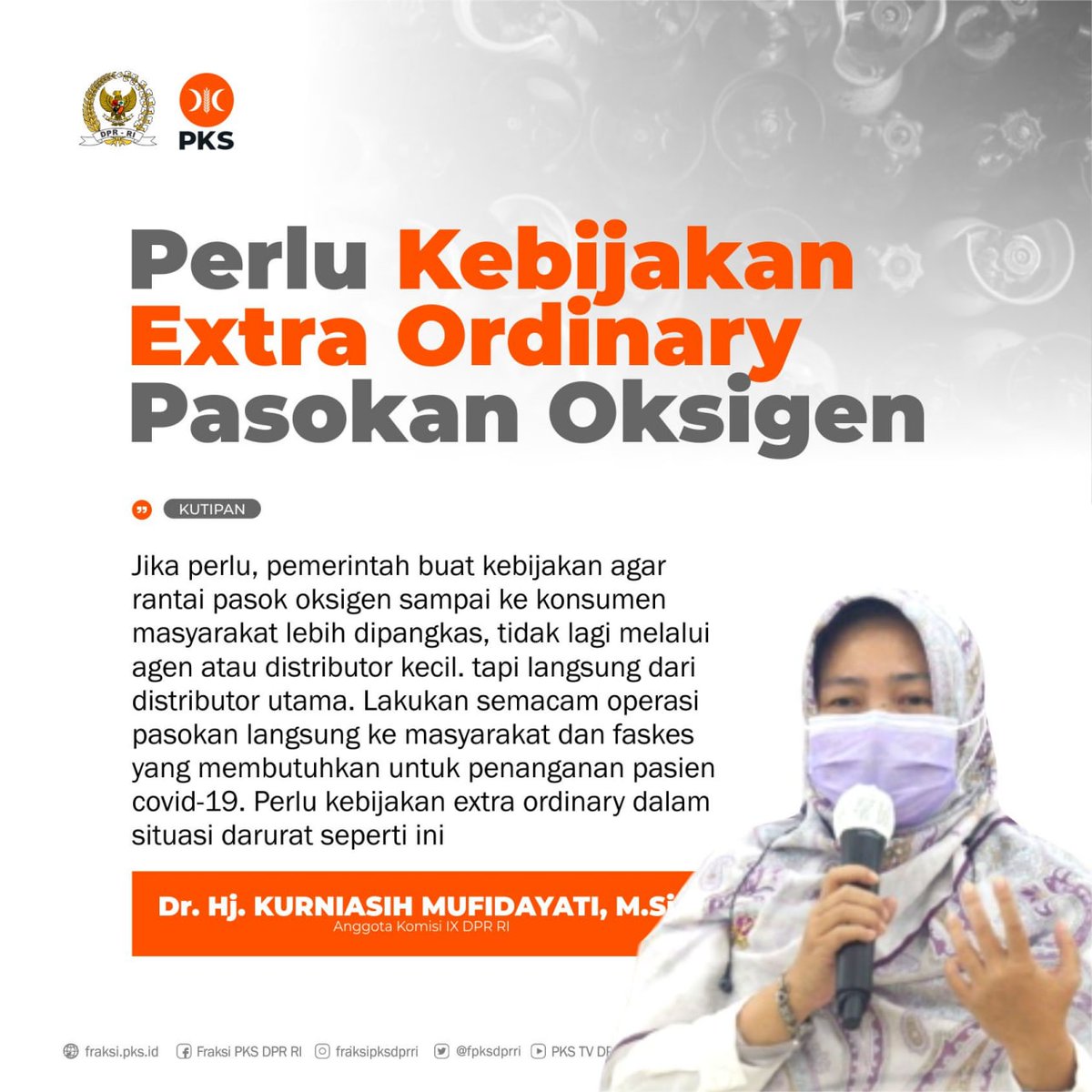 Bukan hanya pasien di Rumah Sakit yang perlu oksigen.
Pasien Isoman juga.
Dengan lonjakan jumlah penderita mmg perlu kebijakan yg tak biasa utk ketersediannya

#IndonesiaDaruratOksigen