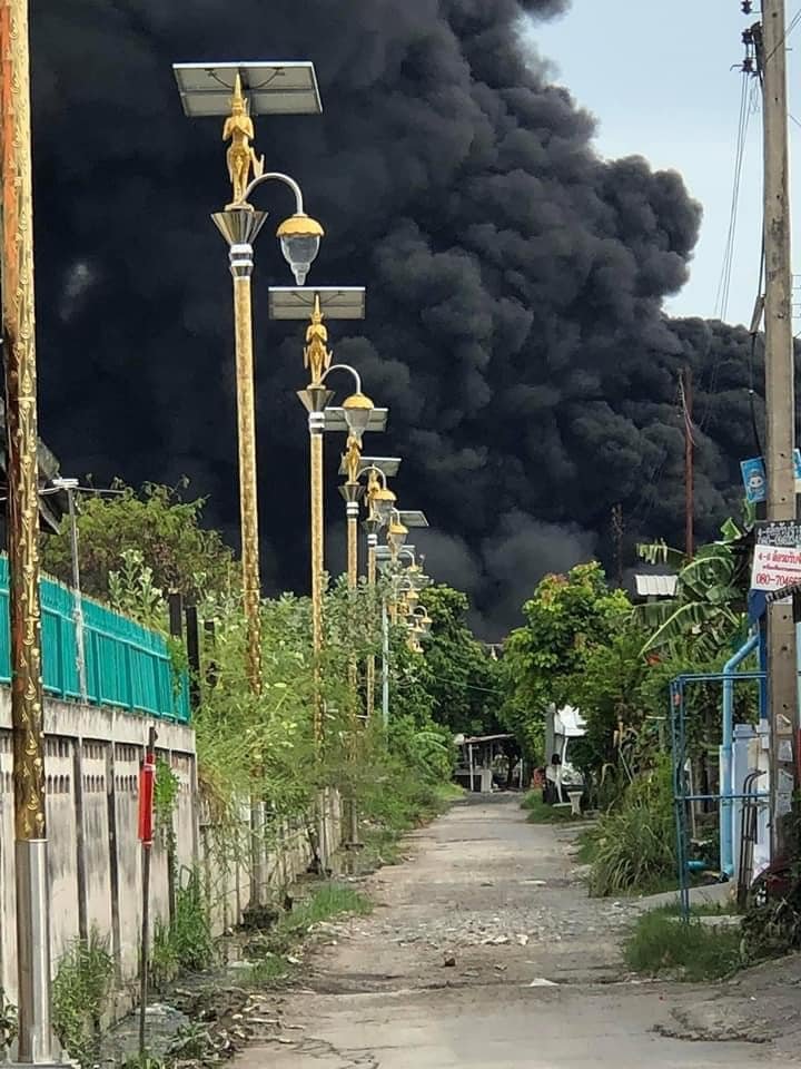 ความอุบาทของสังคมไทยในภาพเดียว