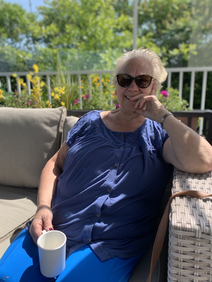 AllSeniorsCare's tweet photo. We enjoyed manicures on the patio this weekend! Good coffee, good tunes, good conversation & good friends!
#BeaconHeights #RetirementLiving #Ottawa https://t.co/xeAbvp4UfJ