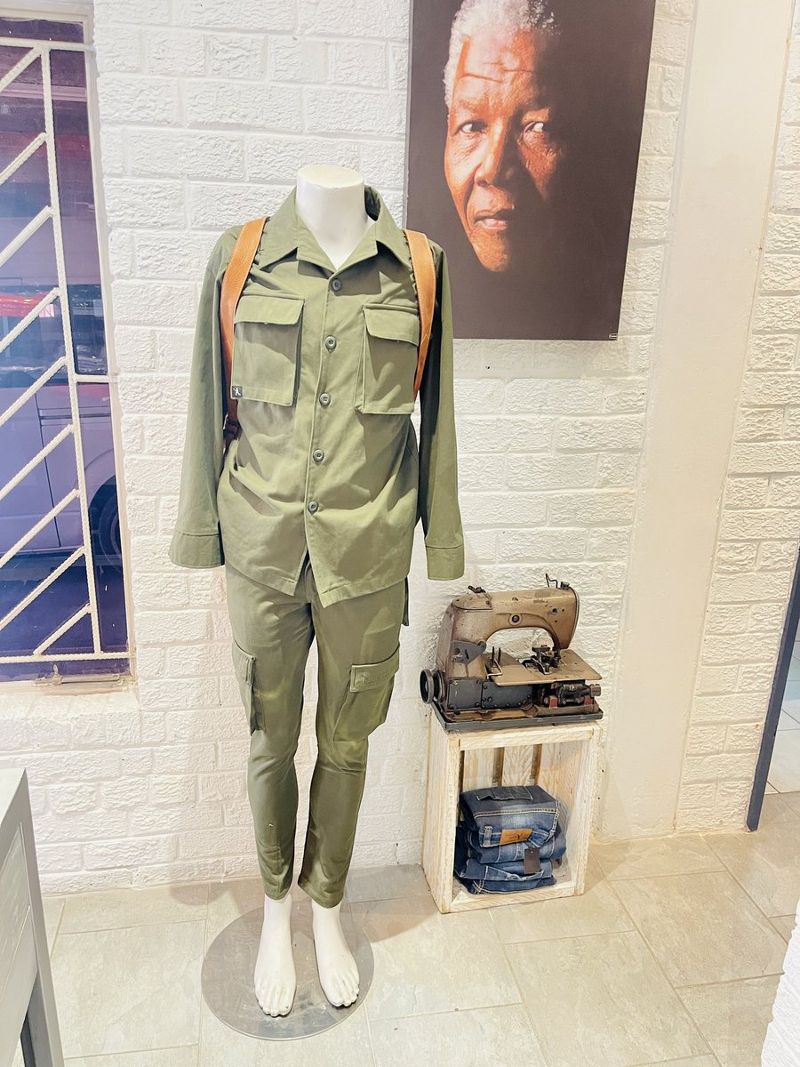 Went to <a href="/KiddHunta/">kidd hunta</a> to get some jeans! 

There is some top quality locally manufactured stuff. Proudly 🇿🇼🇿🇼