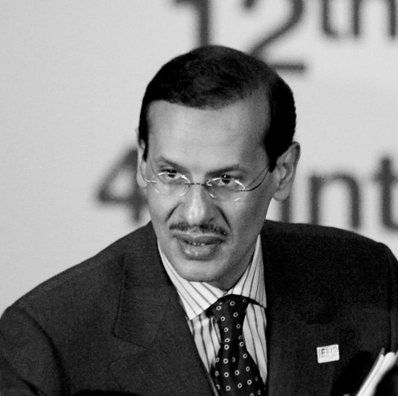 بعد قليل اجتماع #أوبك+ الحاسم ،
كل التوفيق لـ سمو وزير الطاقة
الامير عبدالعزيز بن سلمان
سفير الدبلوماسية النفطية 🇸🇦