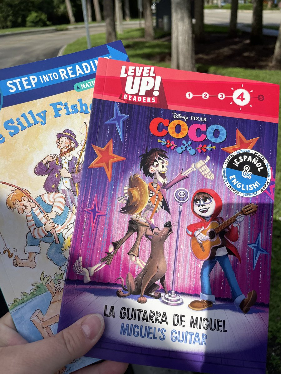 tammy_schoen's tweet photo. Watch out for that ‘summer slide!’  New books are available to get your student reading.  Visit #LittleFreeLibrary #100041 by the dog park and @Coralgladeshigh https://t.co/l6XaA2nxZj
