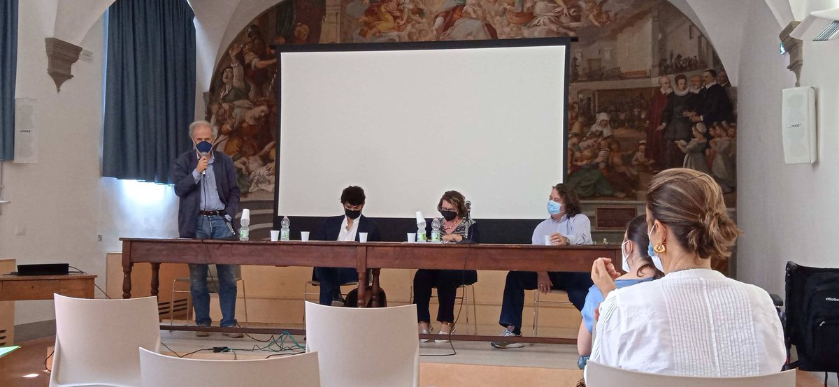 IlTermopolio's tweet photo. Questa mattina presentazione del #Musartfestival, la rassegna dedicata alla #musica e non solo, di scena all'interno della splendida cornice di Piazza Santissima Annunziata a #Firenze dal 14 al 27 luglio! https://t.co/Qbil0Pdwi9