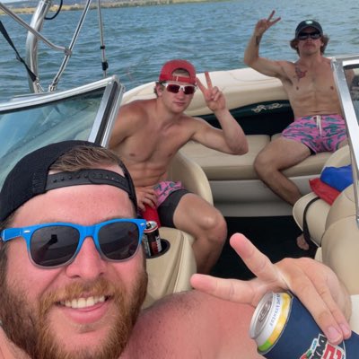 mcgoughlogan's tweet photo. #NewProfilePic https://t.co/vrNcrfjEeG