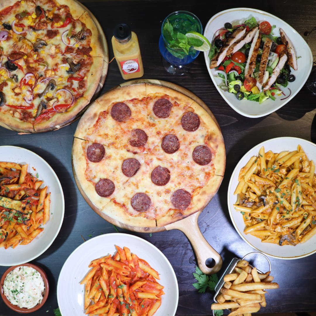 FredosLDN's tweet photo. Start the week with a bang! Feast at Fredos LDN with your Friends!

#FredosLDN #FoodForEveryOne #Foodie #LondonFoodie #Weekday #Monday #Feast https://t.co/hBlapjFubS