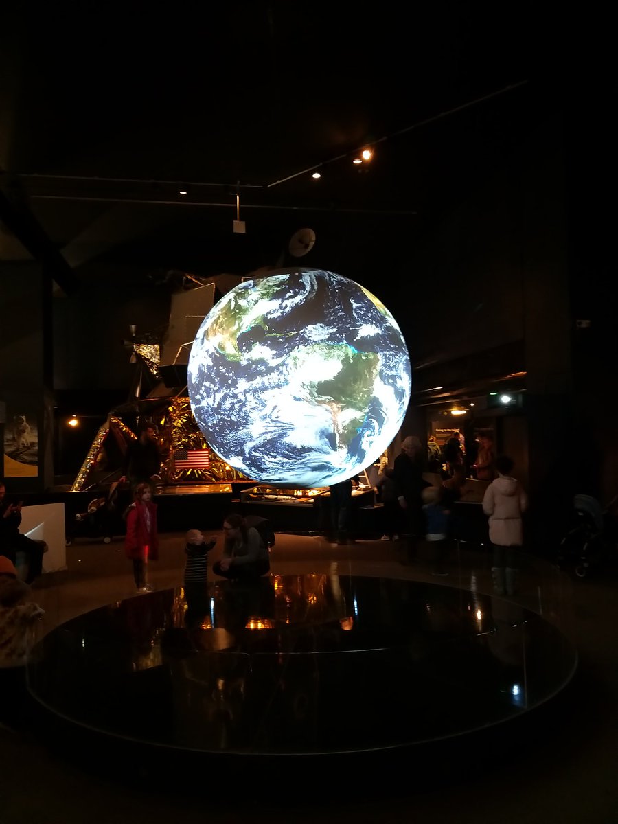 HistoricalFun's tweet photo. The photo from today's 'Word Of The Day' post was taken at the London Science Museum @sciencemuseum which is well worth a visit if you're in London.

#BBCBreakfast #MondayMorning
#photography #amateurphotography #toweroflondon #London #Sciencemuseum #PicOfTheDay #photooftheday https://t.co/8G2HX7Omu7
