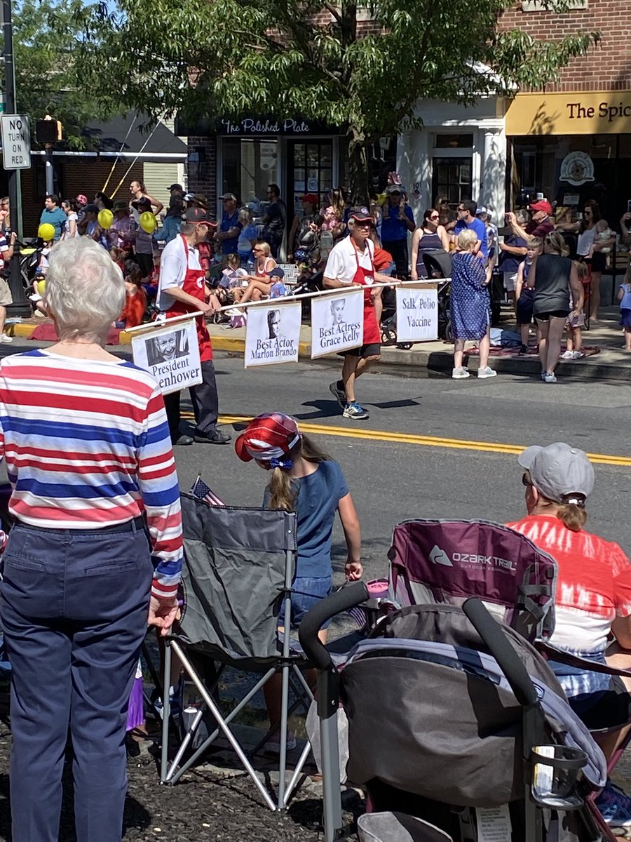 megicutter's tweet image. 2x the #G2BE at this year’s Fourth Of July parade. You know what they say… “I believe in America” @scors_thoughts 🇺🇸
