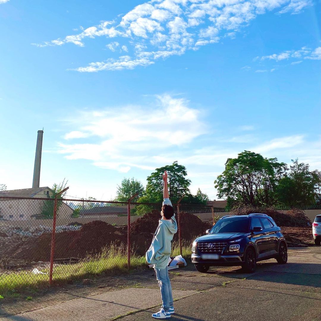 wonubliss's tweet photo. dk_is_dokyeom ☁️💙 #도겸 https://t.co/sv0pqfkQWP