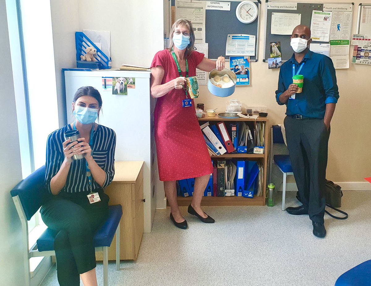ManchesterREH's tweet photo. Our Orthoptics team joining in with the #NHSBigTea to celebrate #NHSBirthday #NHS73 . Scones and cakes going down well! @MFTnhs @NHSCharities https://t.co/4DOl1jqYKc