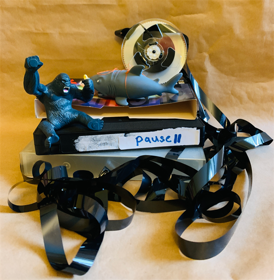 *Premiere klaxon* <a href="/Alphabetti/">Alphabetti Theatre</a> press play on Pause this week - <a href="/tantaloupe/">laura lindow</a>'s new coming-of-age play celebrating losing yourself in the magic of the movies. Yes please.

only-in-newcastle.co.uk/words/preview-…