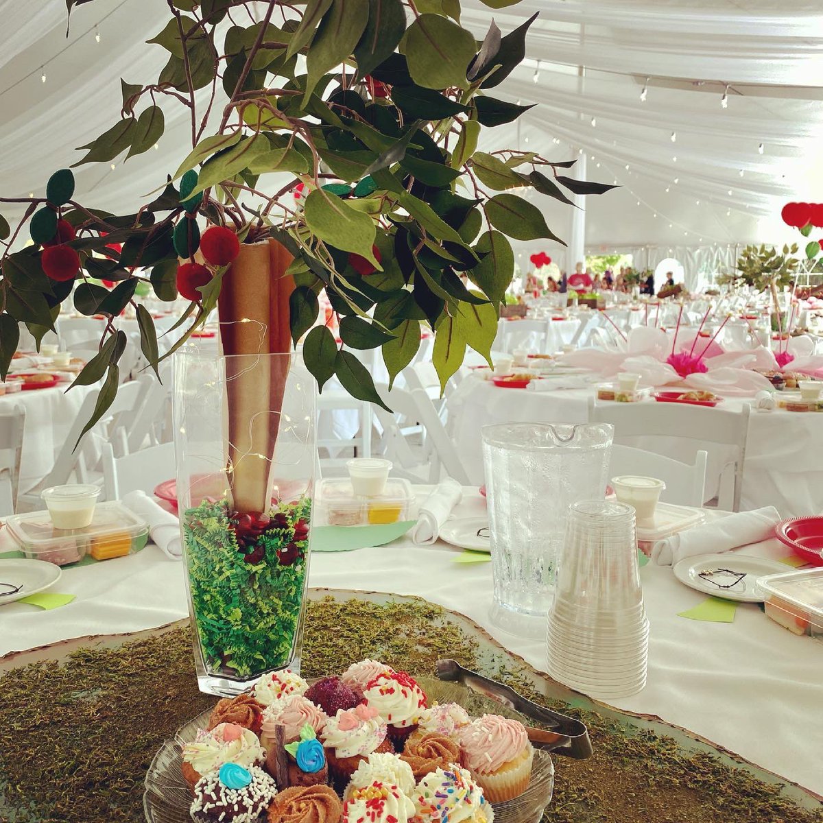 GTResort's tweet photo. The @national_cherry_queen and her royal court have arrived and the stage is set for a beautiful @cherryfestival Princess Tea!
🍒
🫖
#pinkiesup #gtresort #nationalcherryfestival #traversecity #teaparty #princess #cherryqueen https://t.co/YlaJsjib6H