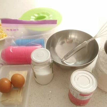 Granny &amp;my madam wants to eat a chocolate vanilla marble loaf. So I'm looking for a cake recipe that is easy to prepare. I try this quick &amp;easy recipe for a soft spongy yet moist chocolate vanilla marble loaf. Try to make puto cheese or filipino steamedcake