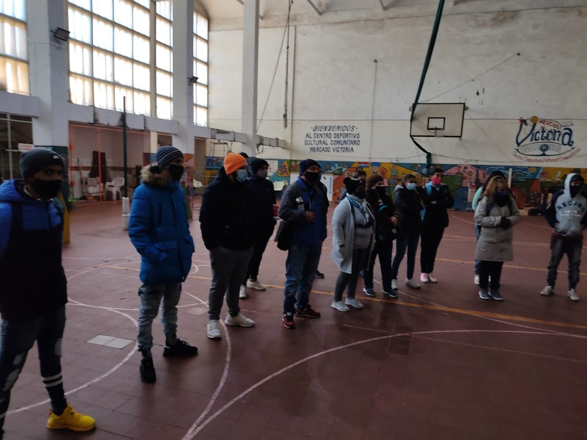 municipioa's tweet photo. Lanzamiento de la cuadrilla de Jornales Solidarios en el Mercadito Victoria. https://t.co/Wl8rtCX4Iz