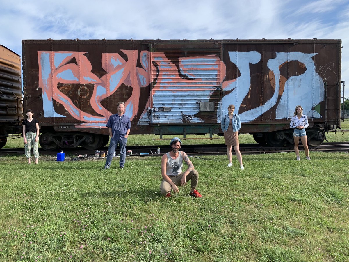 yfplondonandstt's tweet photo. the ‘Track to the Future’ mural project continues in St. Thomas with these fascinating additions by artist Sbuone ✨ artwork located @RailwayCity & @ECRailwayMuseum ... check out the artist profile from @TourRailwayCity https://t.co/I48vozauRE #SoMuchMoreLife https://t.co/F9zWGWUNNp