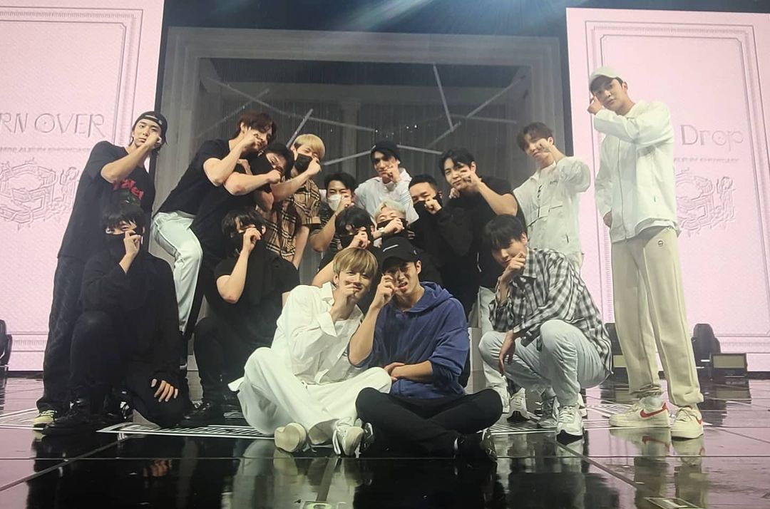 Inception_TH's tweet photo. 210705 Inception's Instagram Updated: SF9 Showcase

ช่วยให้ความรักกับ Tear Drop กันเยอะๆ ด้วยนะครับ🥲❤

*พี่ชอลจ���นเป็นคนออกแบบท่าเต้นให้กับคัมแบ็คครั้งนี้ของเซบกูค่ะ👍

#Inception #InceptionDanceTeam #셉션이들 #인셉션 #안무팀 #SF9 #에스에프나인 #TEARDROP #티어드롭 https://t.co/7nPkk03Eme