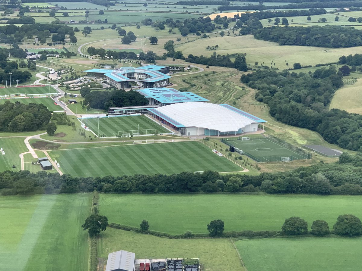Flying with <a href="/MAA_Charity/">Midlands Air Ambulance Charity 🚁</a> and <a href="/peter_pa1edw/">Pete off the Trauma Desk</a> today. On the way back flew over St George’s Park. The <a href="/England/">England</a> squad must be in the pool as no one to be seen. Good luck for Wednesday!! #itscominghome
