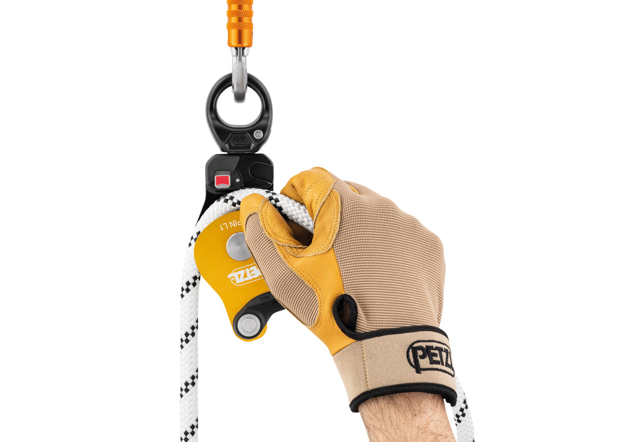 TechRopeRescue's tweet photo. We're looking for your input!

As a Petzl Technical Partner, we're planning to do some product demo videos and showing different ways you can use Petzl Rescue Gear.

Reply to tell us what you'd like to see!

#TechnicalRescue #HighAngleRescue #ConfinedSpaceRescue https://t.co/kQOJY9nuYz
