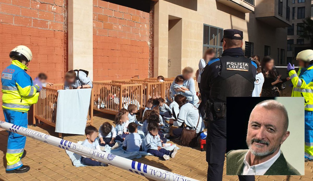 elmundotoday's tweet photo. Un enloquecido Arturo Pérez Reverte irrumpe en una guardería y obliga a los niños a escucharle leer su colección de cuentos infantiles https://t.co/N1nUE8Gytn https://t.co/KELjLXoOWc