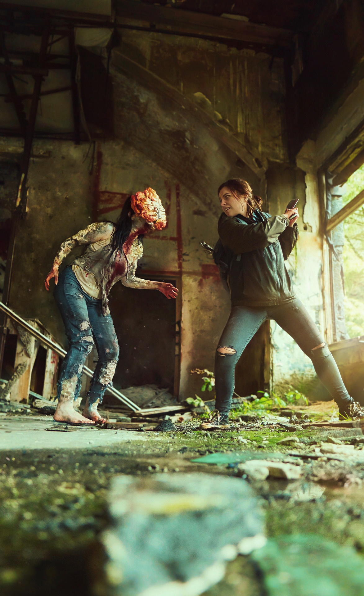 Impressive The Last Of Us Clicker Cosplay Applauded By Naughty Dog