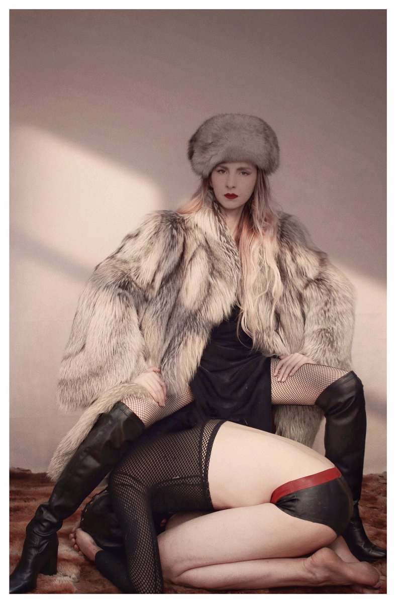 Fur_Goddess's tweet photo. Finally shooting new #femdom work for my upcoming website. You’ll be able to make session requests there &amp; see my #furfetish archive with your story contributions 🔥

#bootfetish #leatherboots #bootworship #dominatrix #slave #domme #submissive 

https://t.co/DNTJiVayOA https://t.co/S5bl81w3Gn