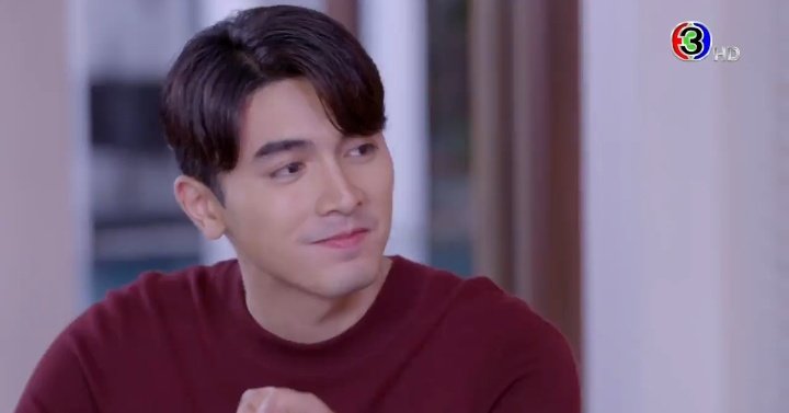 PonBuaPICS's tweet photo. He look really handsome specially when he smiles
#praomook
#พราวมุกตอนจบ https://t.co/9PfRMY5O3T