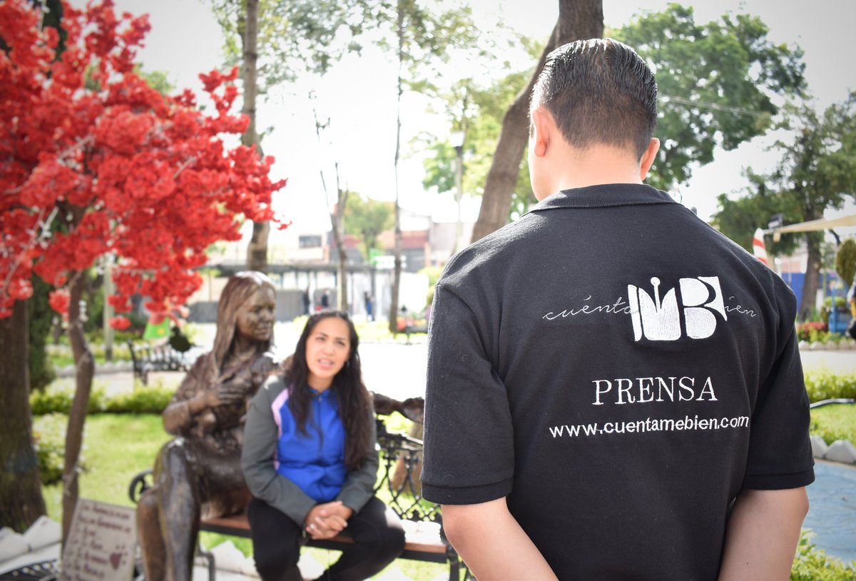 mbravobedolla's tweet photo. #FelizLunes 
Inicio la semana motivado y entusiasmado porque retomé mi proyecto personal : @cuentaMBien 

Esta semana presentaremos una historia de gratutid,espiritualidad y empoderamiento.

Cuéntame Bien es un espacio digital con entrevistas que documentan la realidad social. https://t.co/ul68jYlE2h