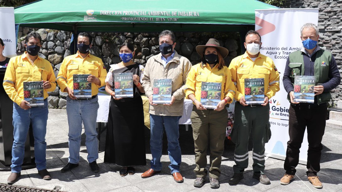 PASFecuador's tweet photo. #LíderesBREMIF

La clausura del curso se llevó a cabo con la entrega de certificados a los 40 participantes en el Parque Nacional Cotacachi Cayapas

#NoMásIncendios https://t.co/zzTa8GBzQt