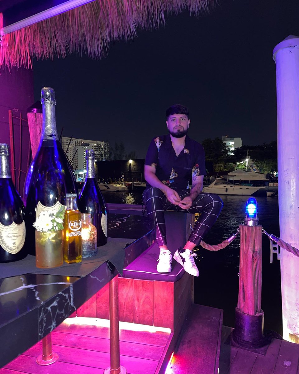 Keving2000_'s tweet photo. Miami had my heart 💗 https://t.co/7Z8hdNbIcl