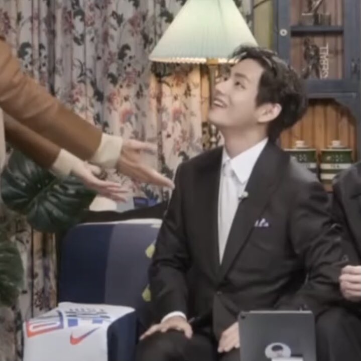 똘똘강아지 너무너무 사랑스럽고 잘생겼어요이